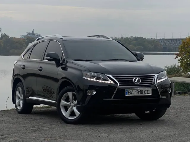 Lexus RX - фото 2