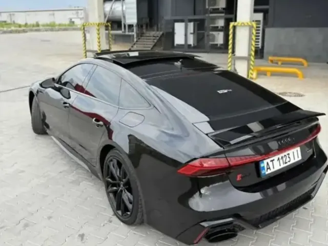 Audi A7 - фото 4