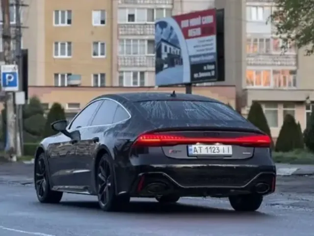Audi A7 - фото 3