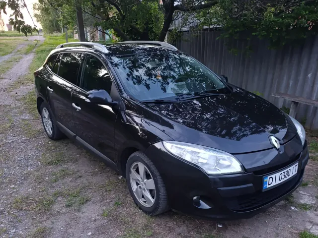 Renault Megane - фото 2