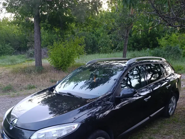 Renault Megane - фото 1