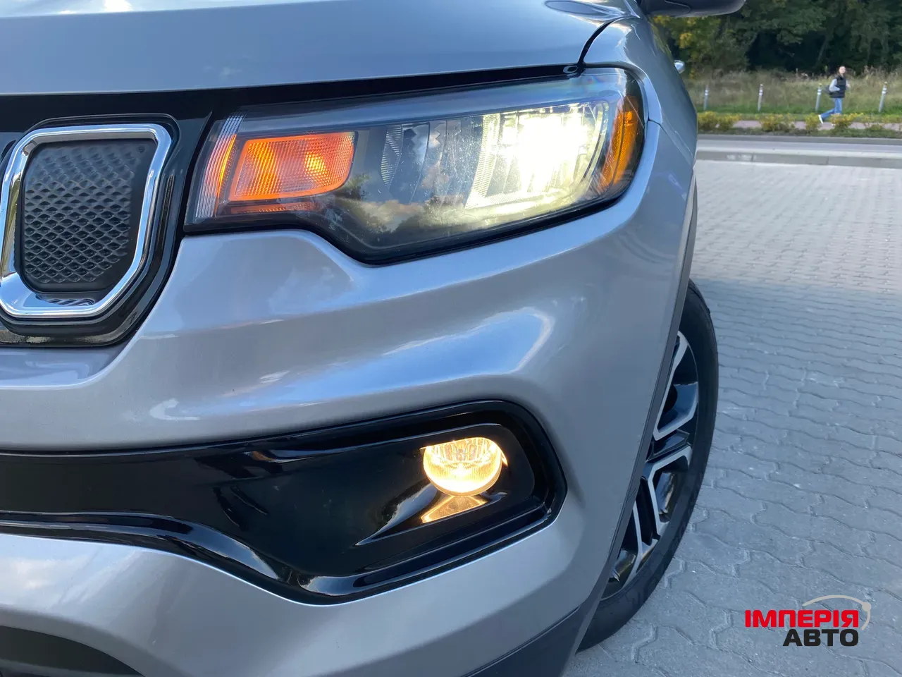 Jeep Compass - фото 16