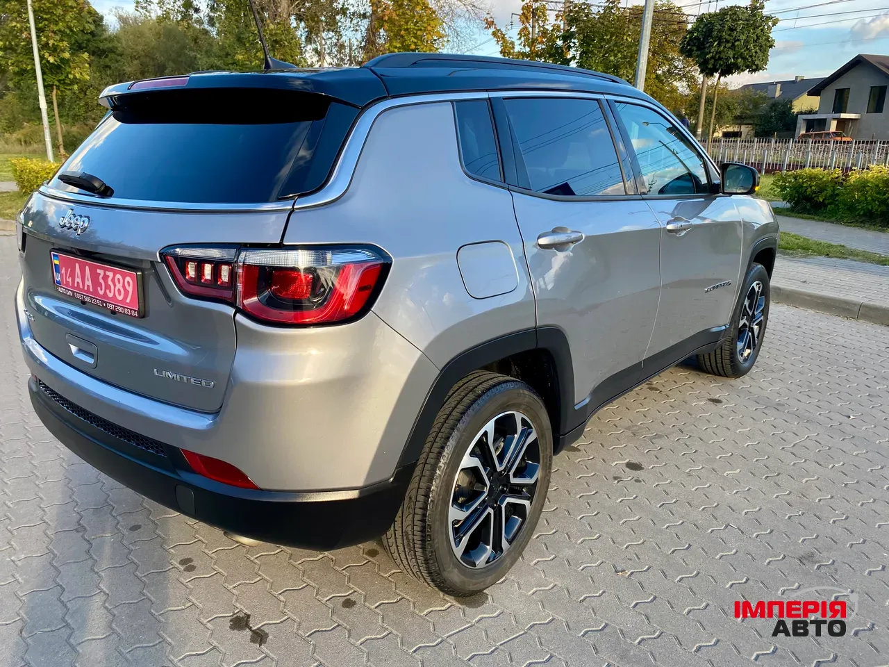 Jeep Compass - фото 13