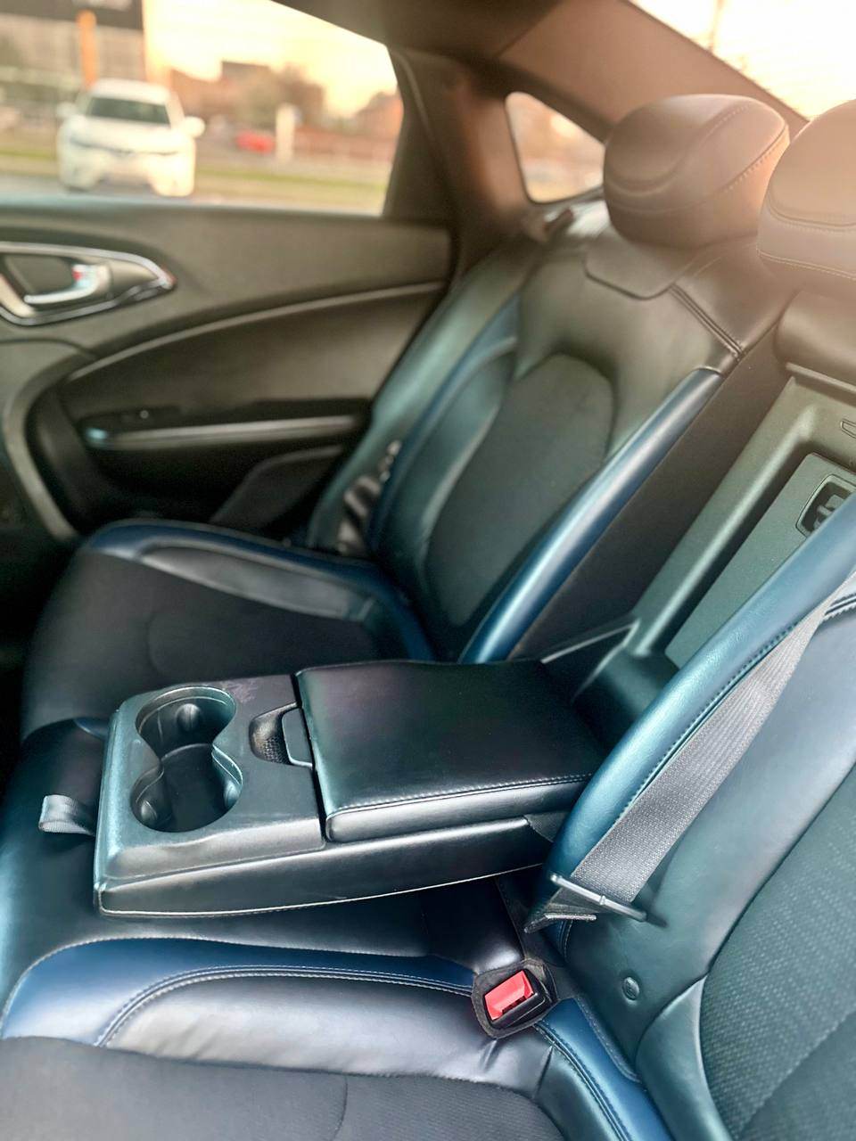Chrysler 200 - зображення 3