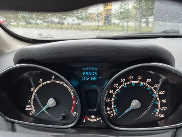 Ford Fiesta - фото 5