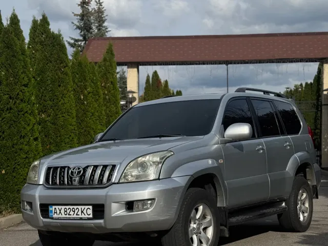 Toyota Land Cruiser Prado - фото 2