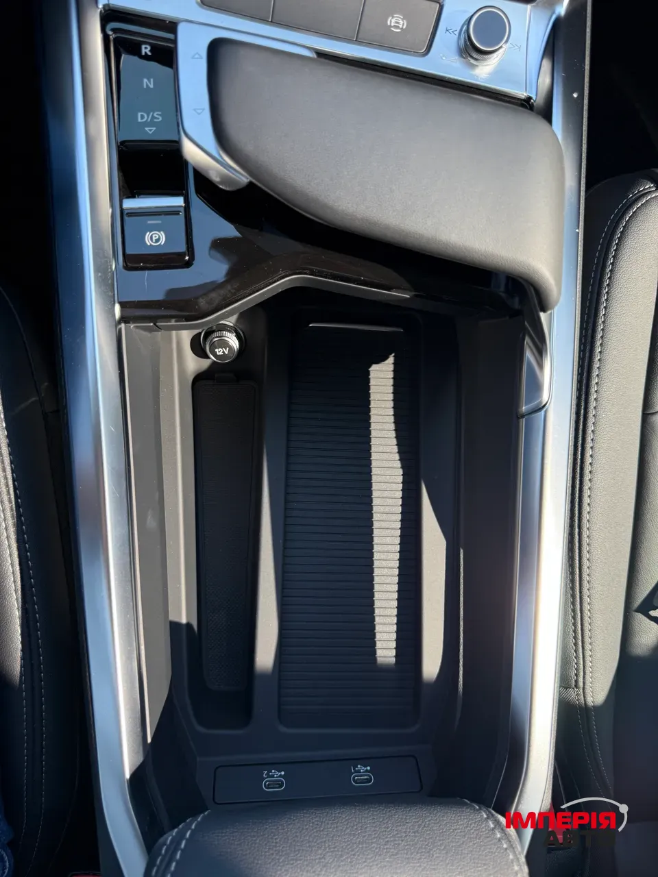 Audi Q8 e-tron - фото 13