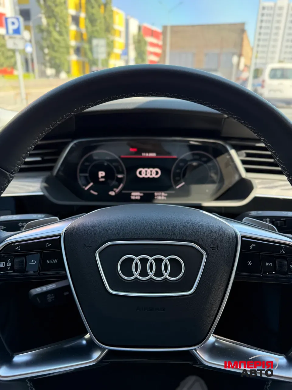 Audi Q8 e-tron - фото 10