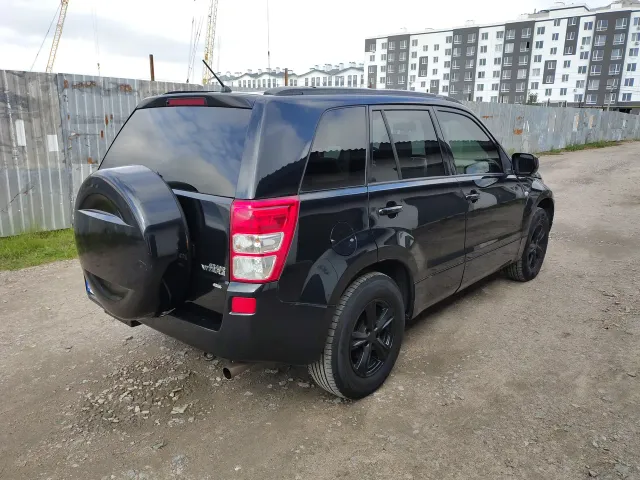 Suzuki Grand Vitara - фото 3
