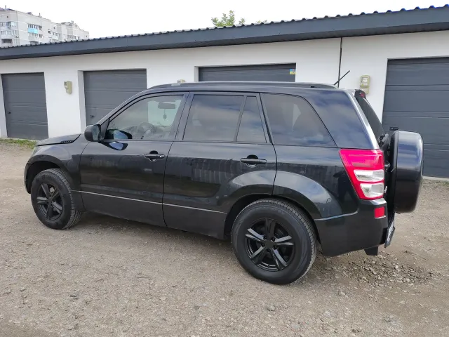 Suzuki Grand Vitara - фото 4