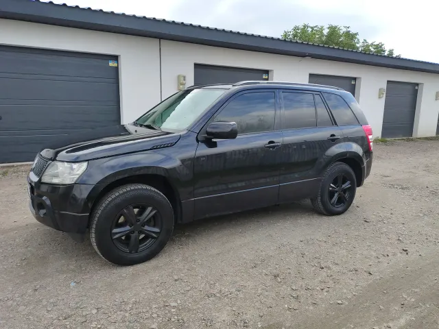 Suzuki Grand Vitara - фото 1
