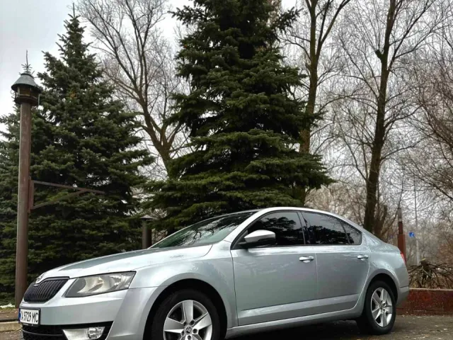 Skoda Octavia - фото 2
