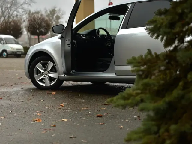 Skoda Octavia - фото 5