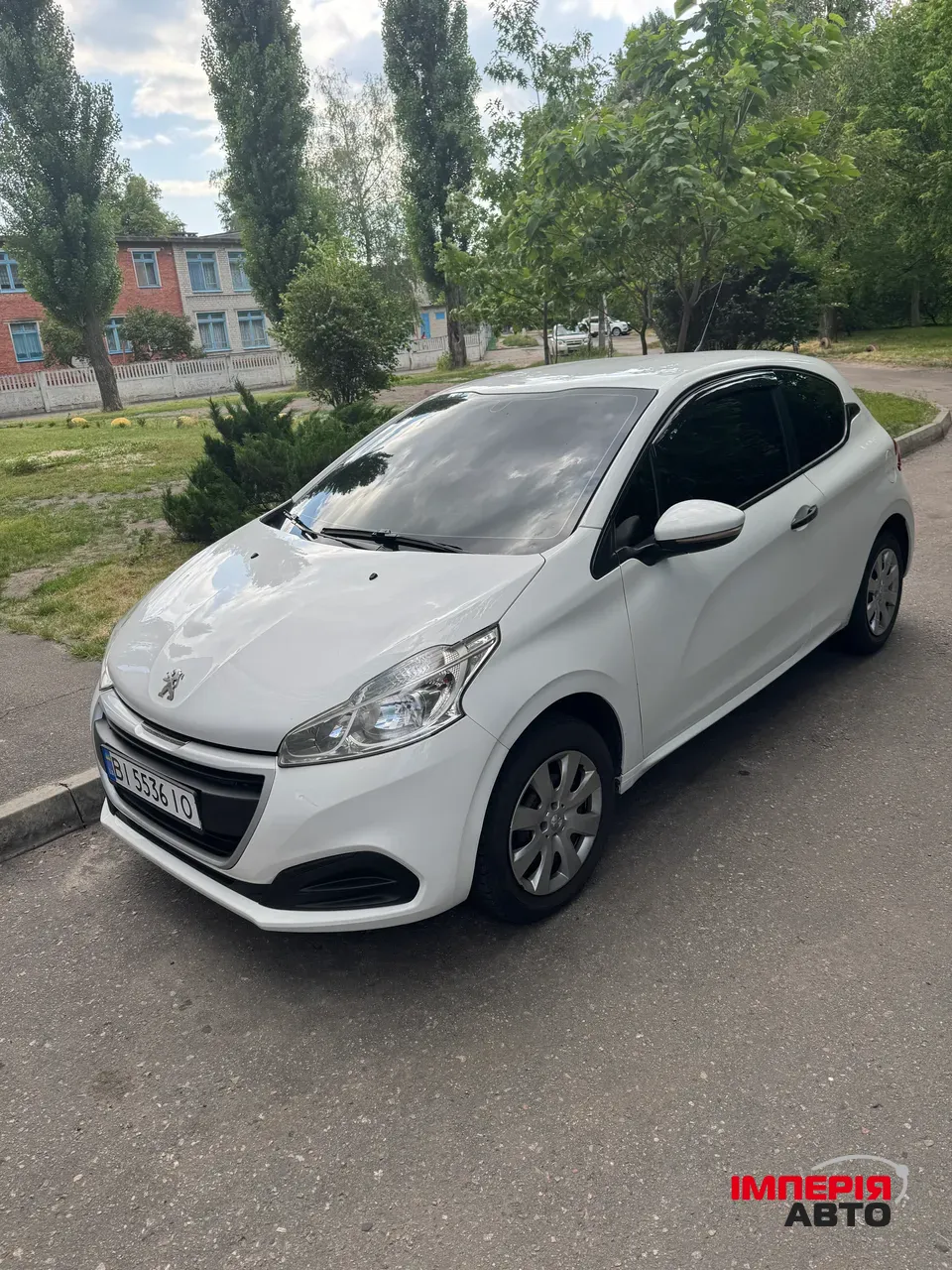 Peugeot 208 - фото 7