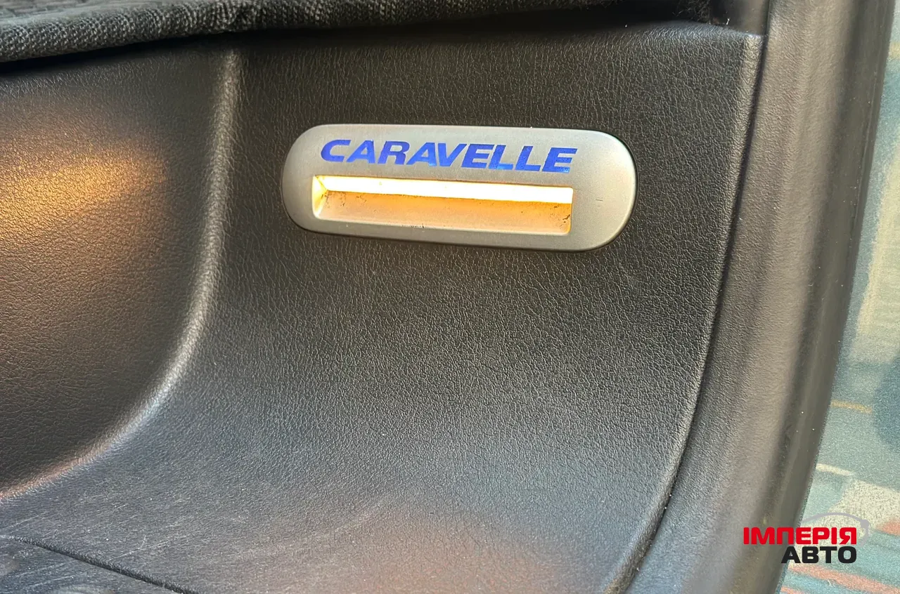 Volkswagen Caravelle - фото 14