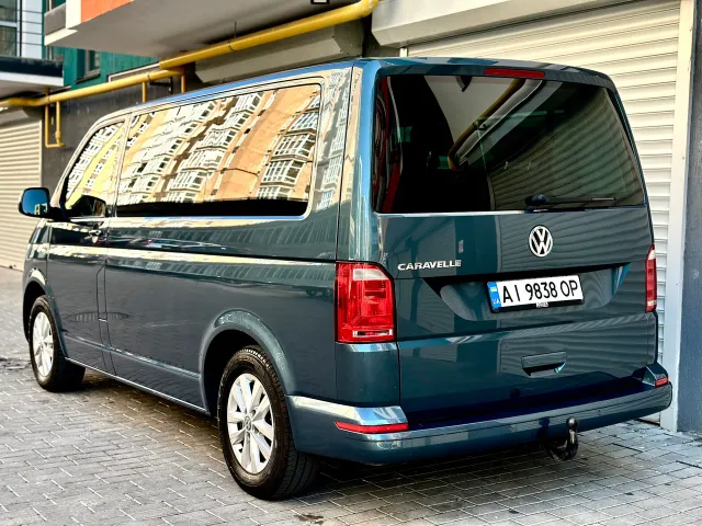Volkswagen Caravelle - фото 2