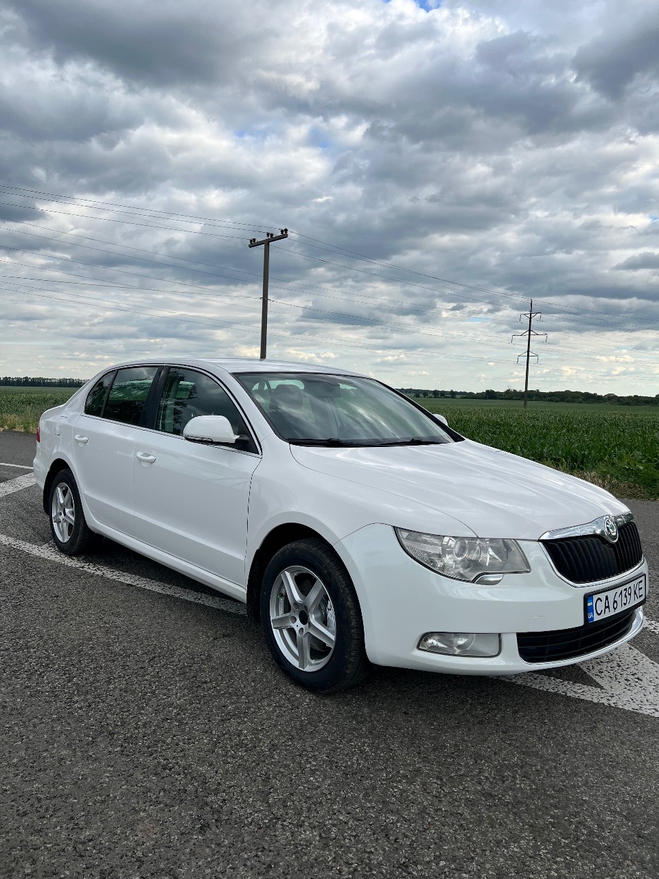 Skoda Superb - фото 11