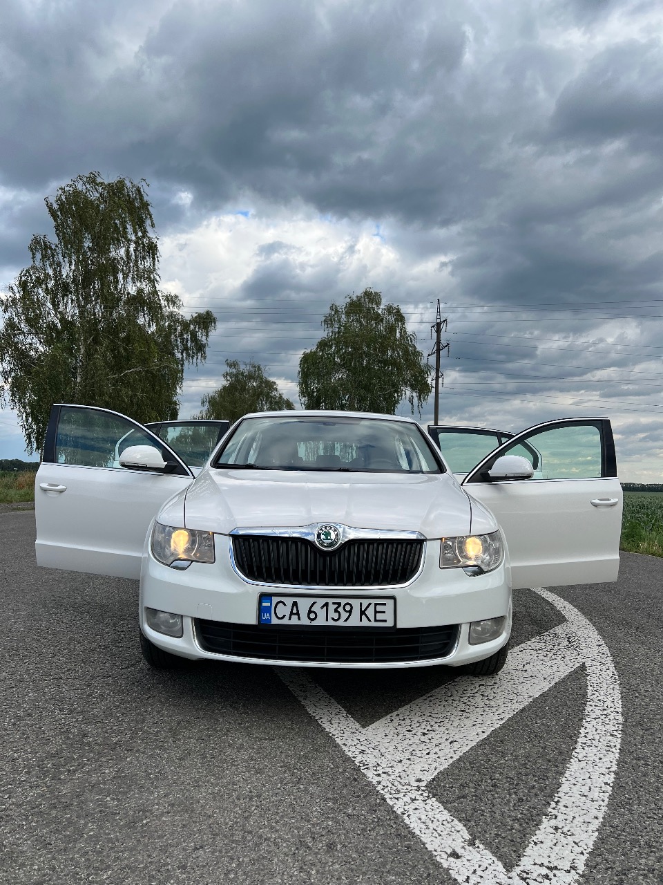 Skoda Superb - фото 4
