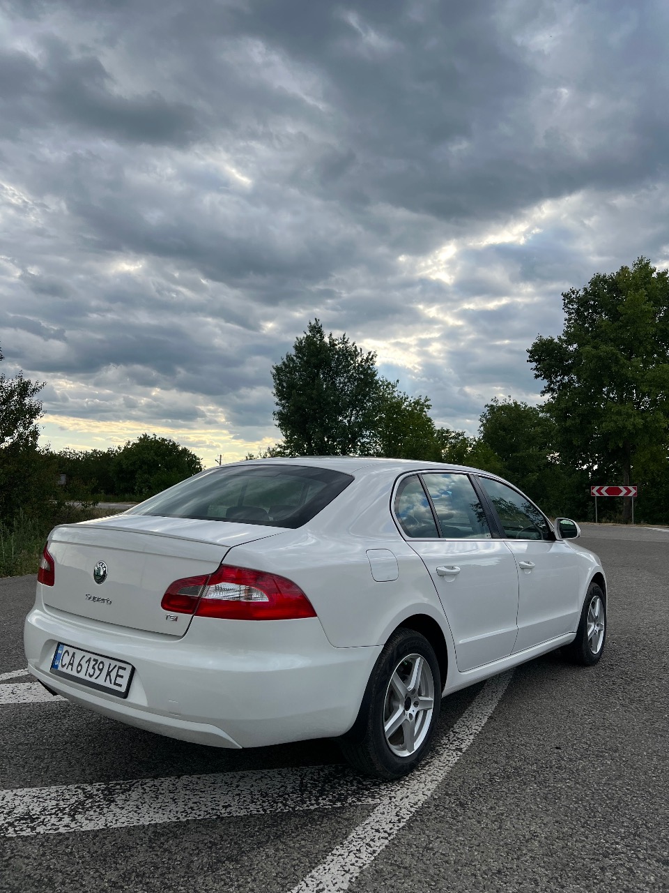 Skoda Superb - фото 14