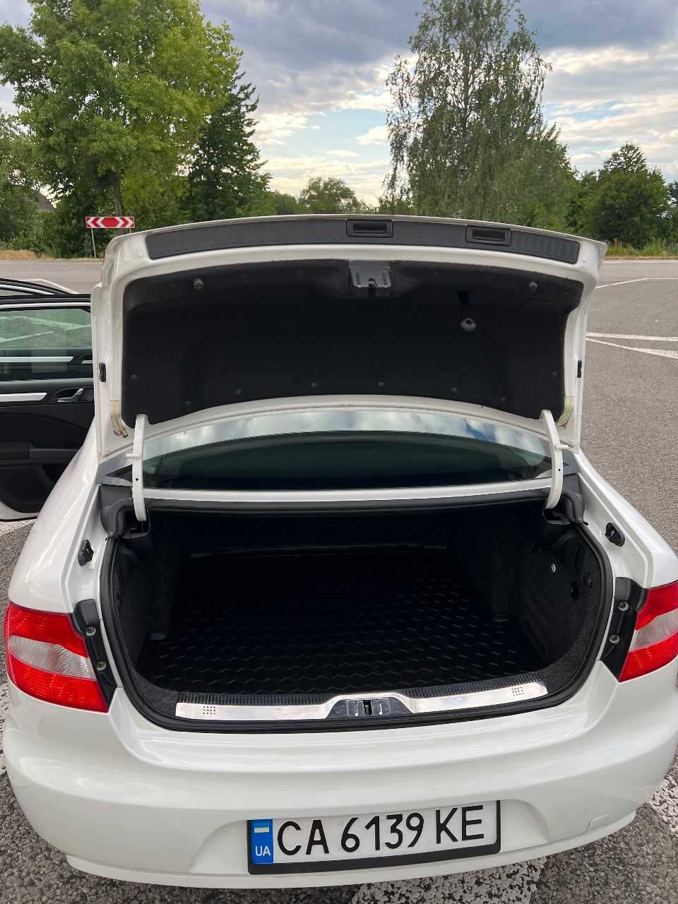 Skoda Superb - фото 3