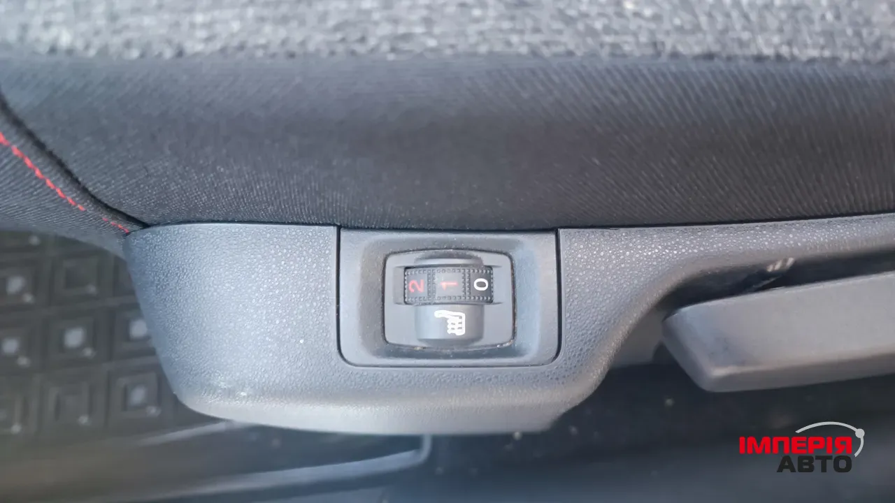 Citroen C3 - фото 16