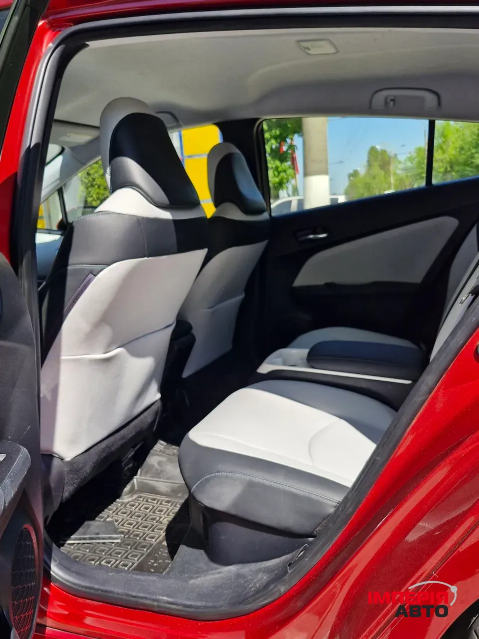 Toyota Prius - фото 12