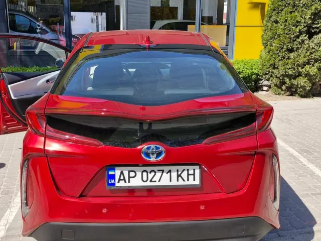 Toyota Prius - фото 3