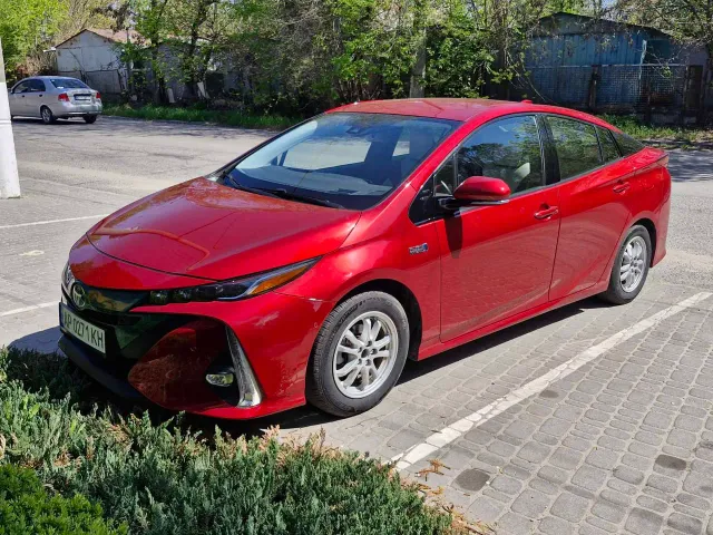Toyota Prius - фото 4