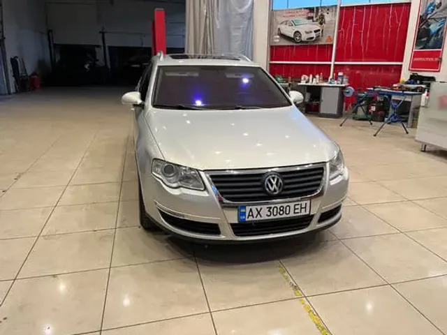 Volkswagen Passat - фото 1