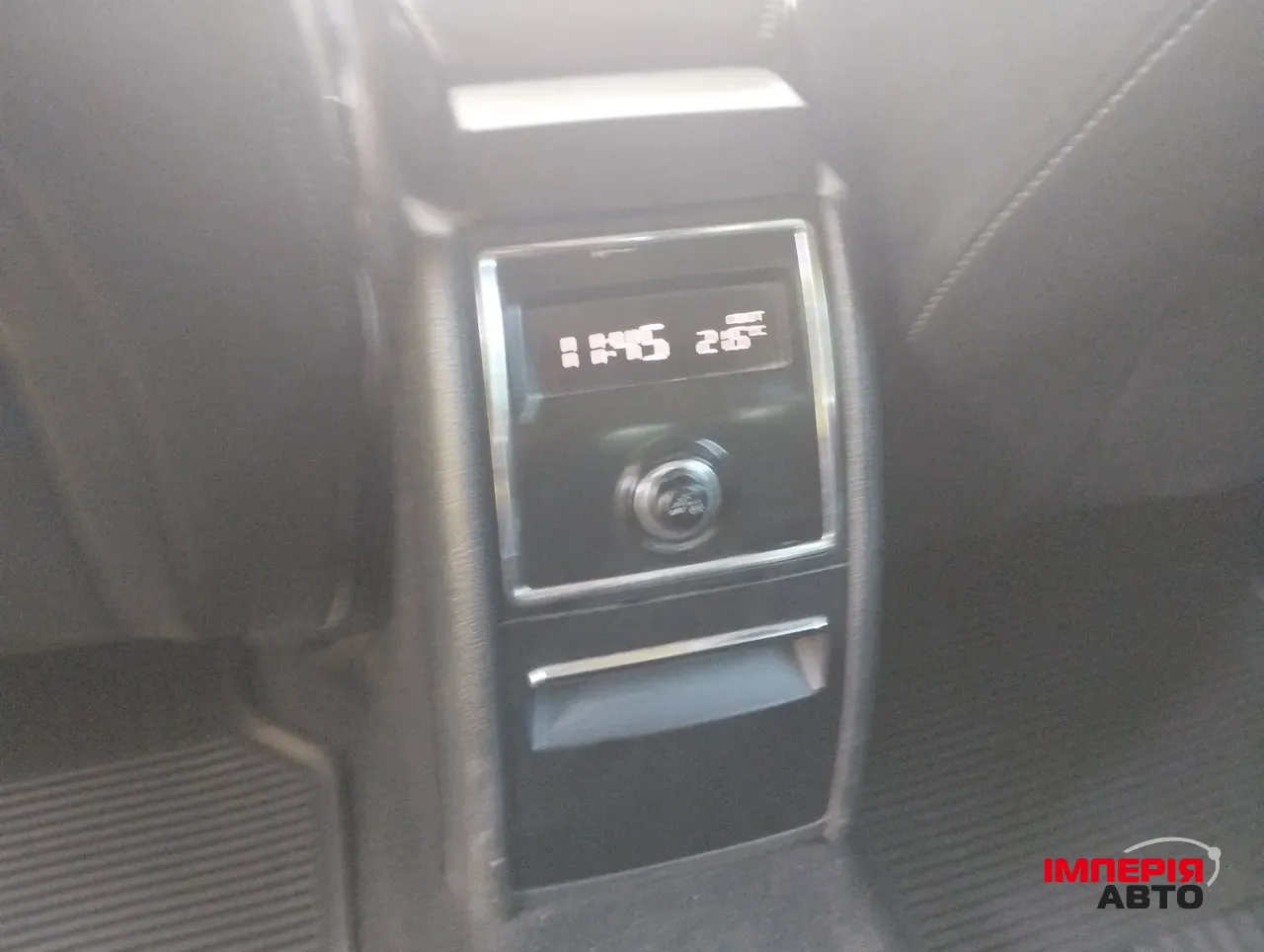 Skoda Superb - фото 15