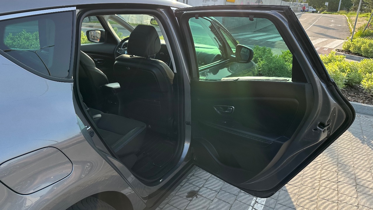Renault Scenic - фото 61