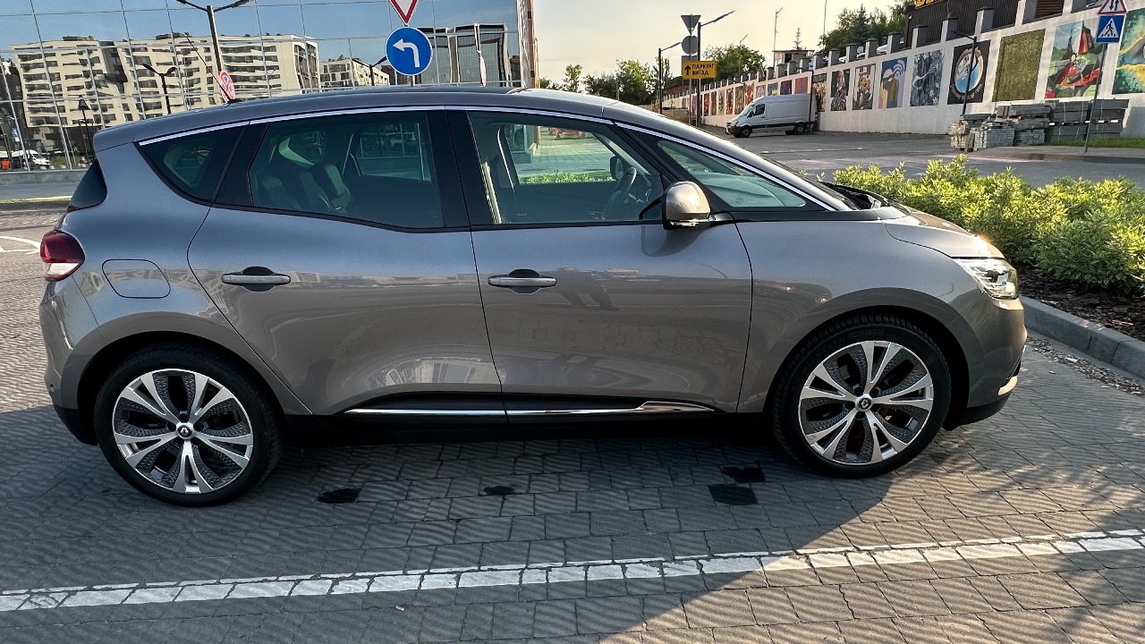 Renault Scenic - фото 84