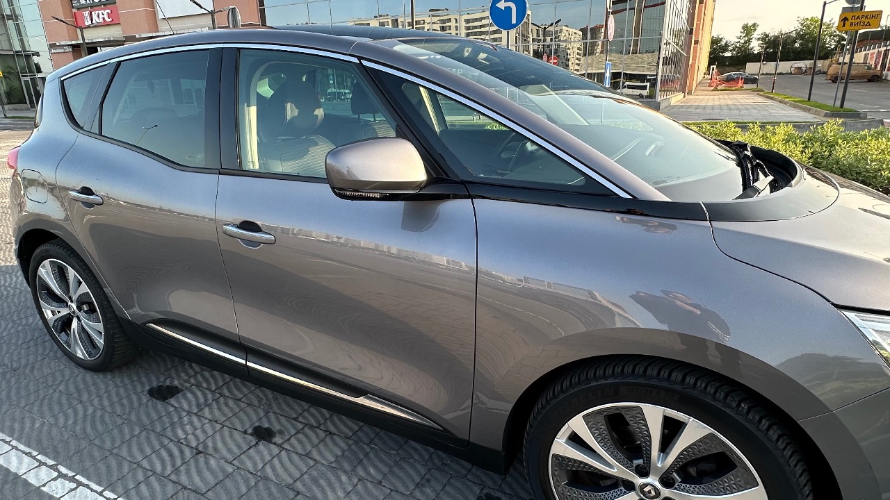 Renault Scenic - фото 71