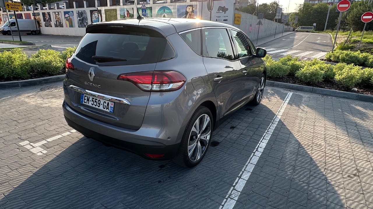 Renault Scenic - фото 2