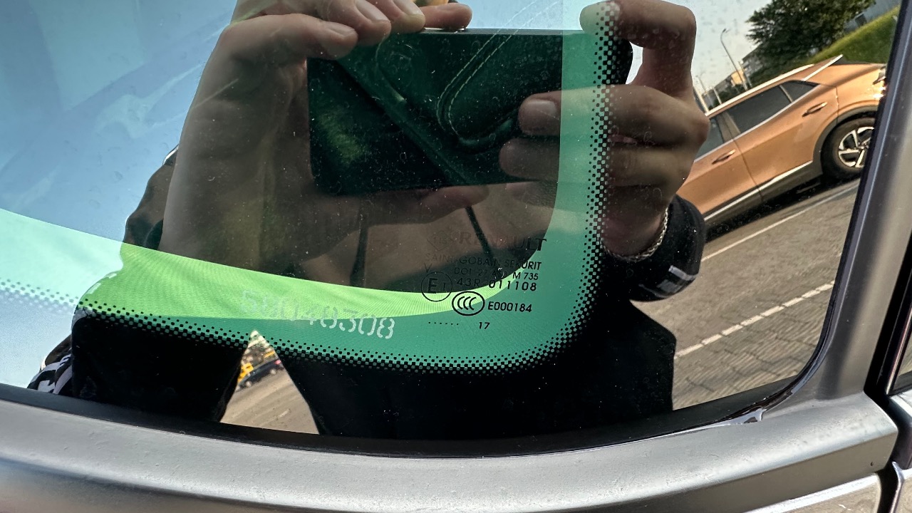 Renault Scenic - фото 19