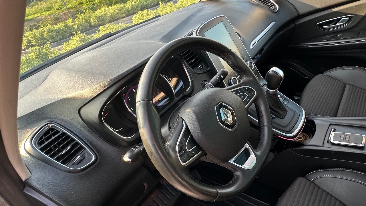 Renault Scenic - фото 110