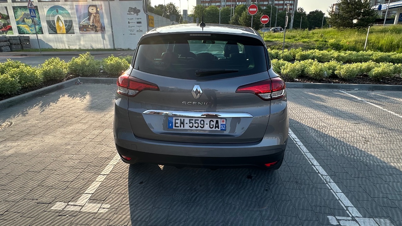 Renault Scenic - фото 38