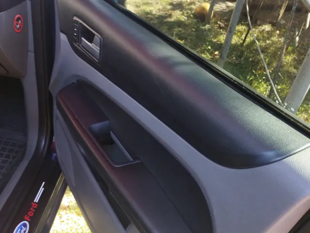 Ford Focus - фото 3