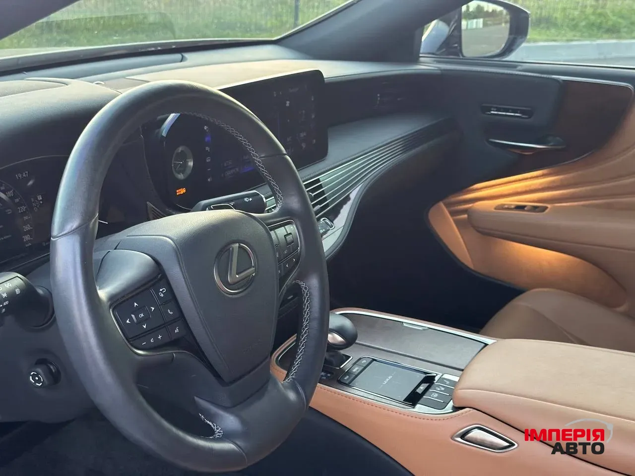 Lexus LS - фото 29