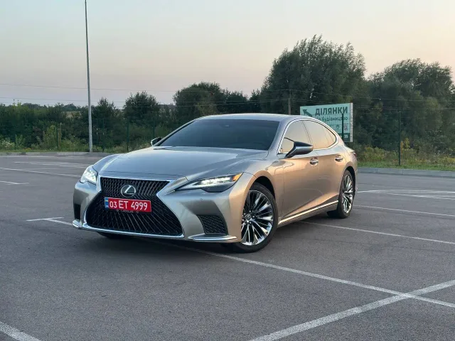 Lexus LS - фото 5