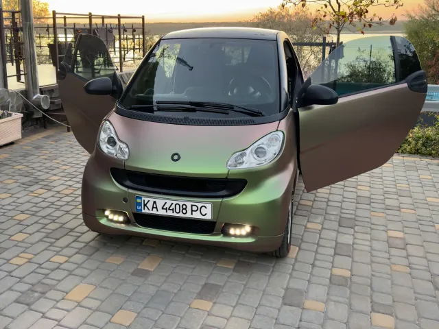 Smart Fortwo - фото 1