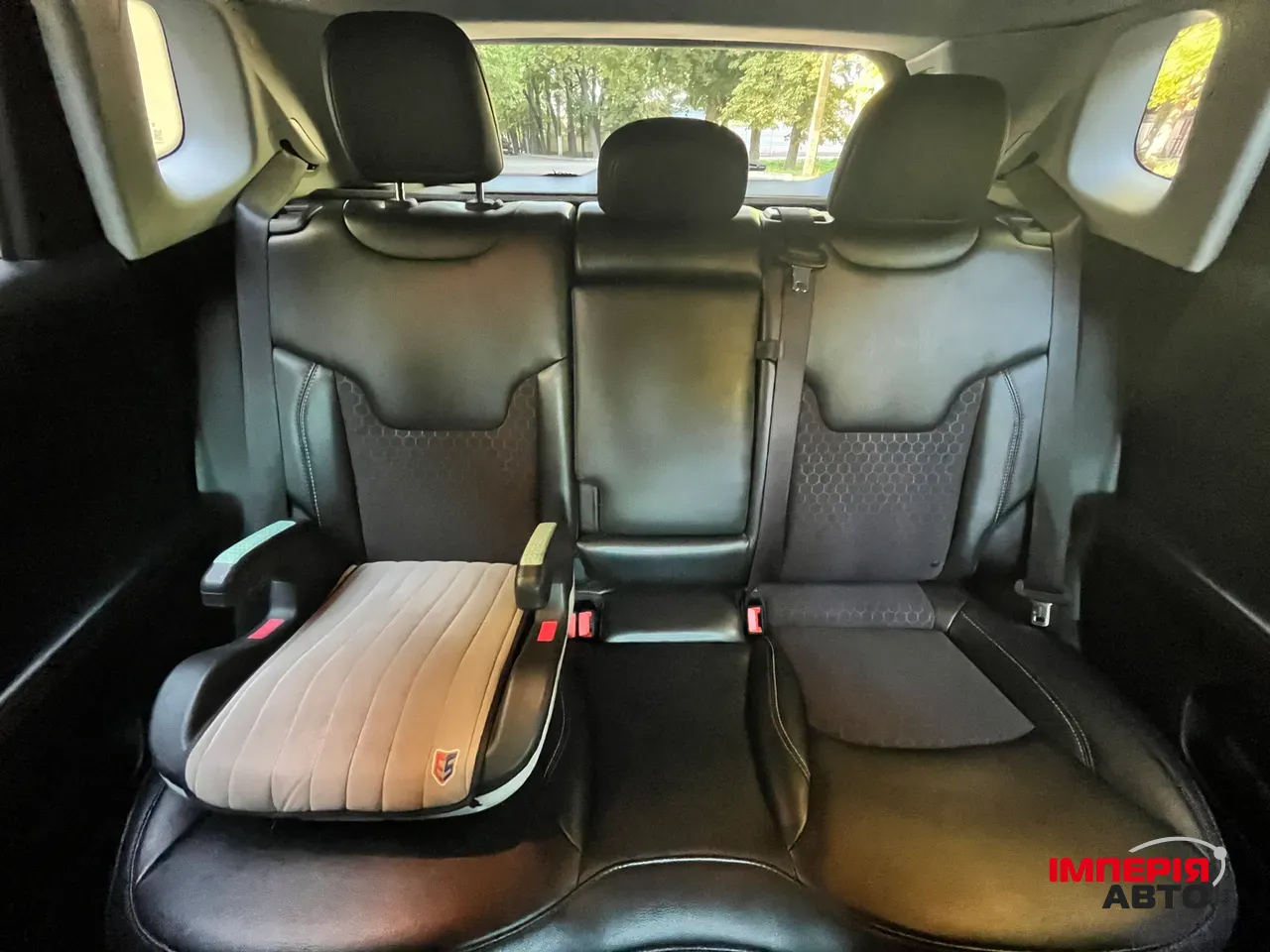 Jeep Compass - фото 11