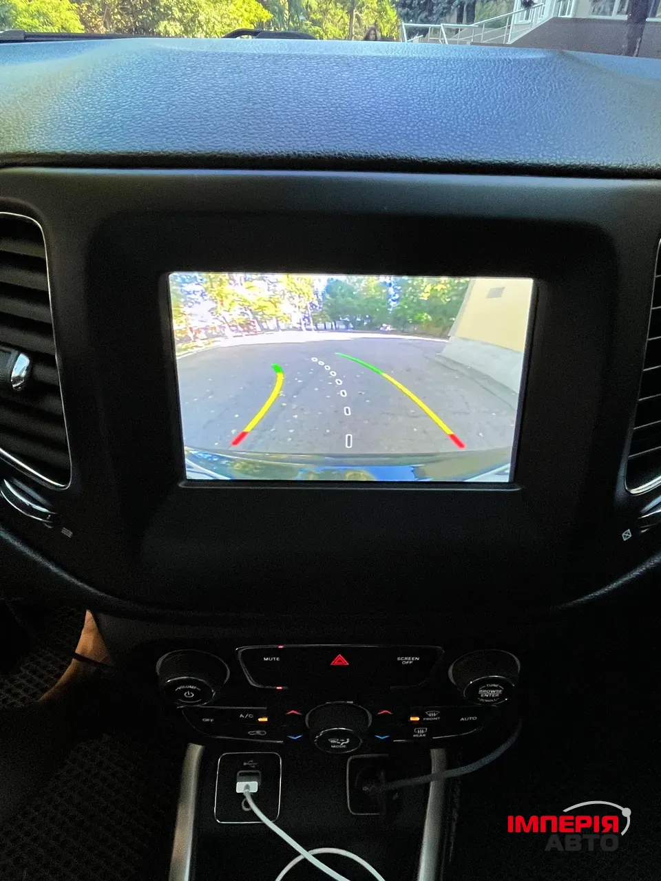 Jeep Compass - фото 17