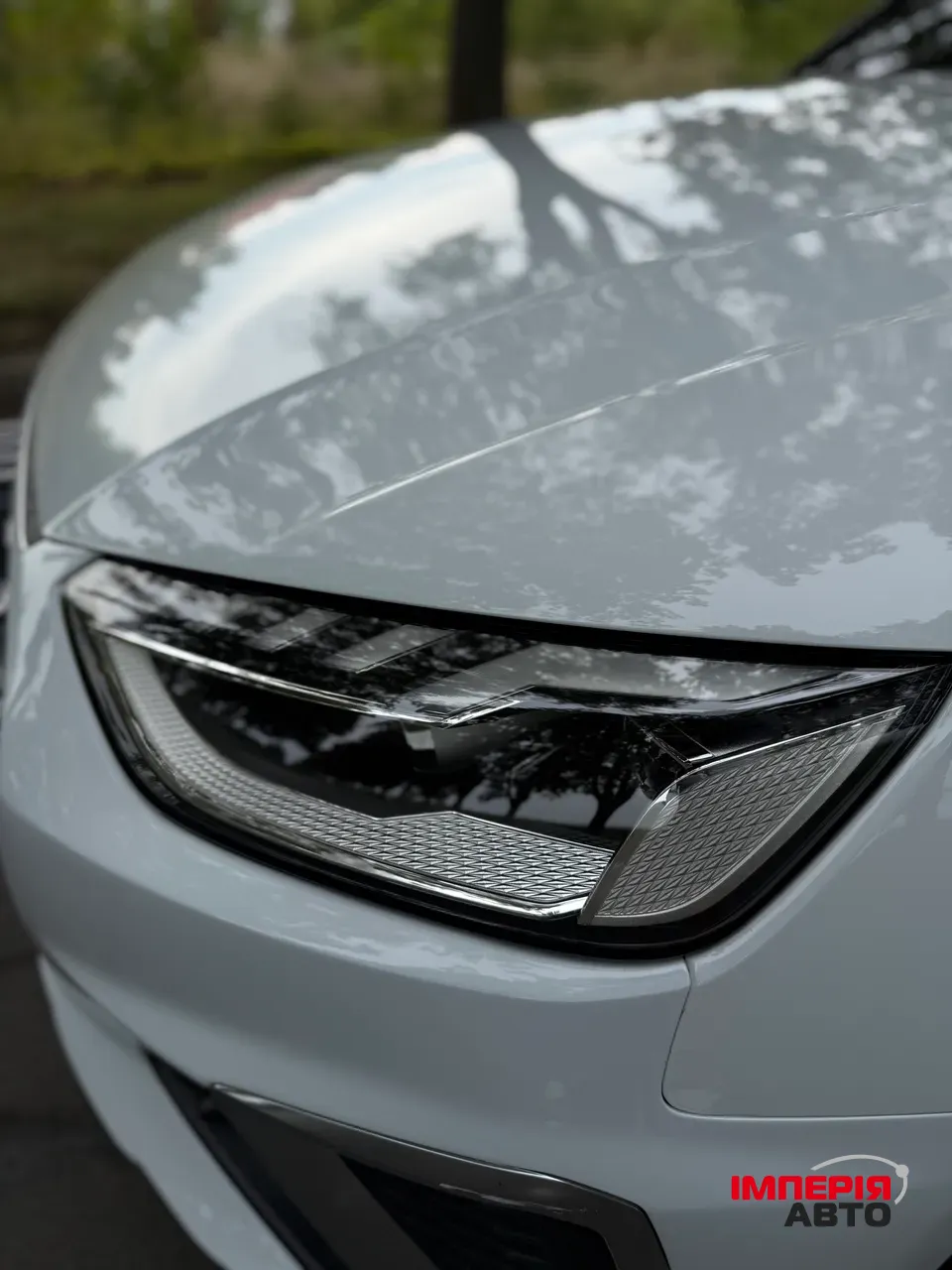 Audi A4 - фото 8