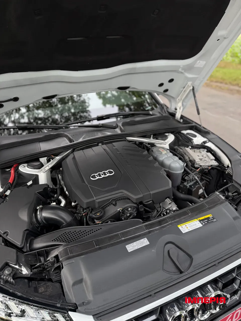 Audi A4 - фото 30