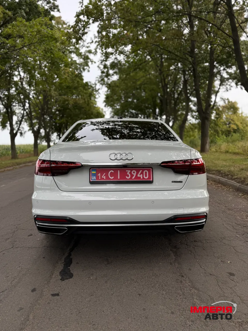 Audi A4 - фото 6