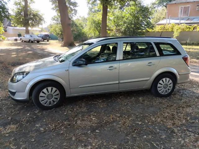 Opel Astra - фото 4