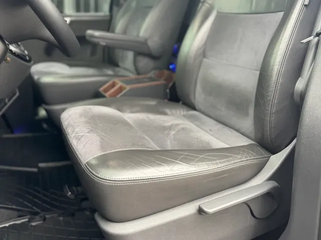 Volkswagen Multivan - фото 4