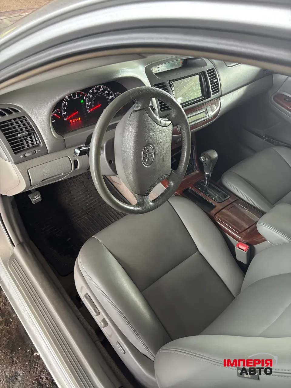 Toyota Camry - фото 5