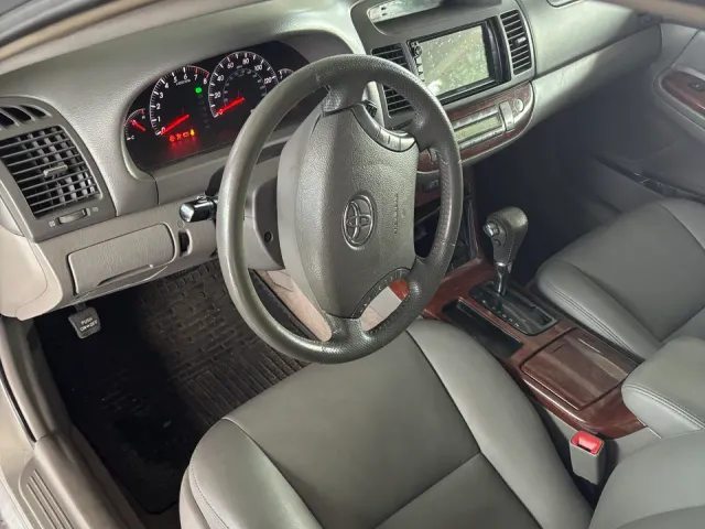 Toyota Camry - фото 5